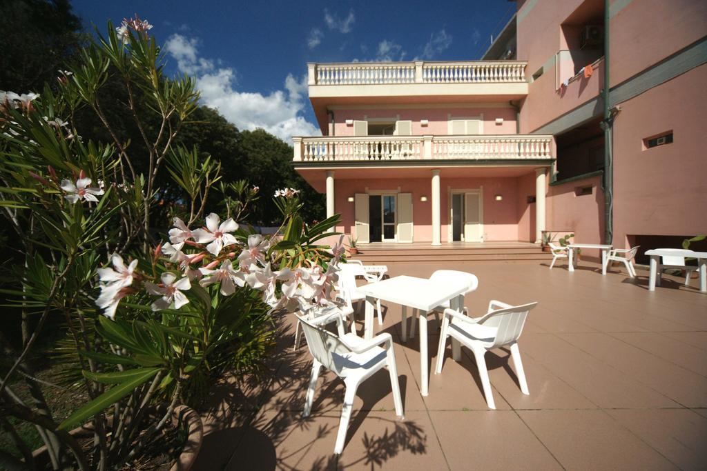 Hotel Happy Marina di Pietrasanta Dış mekan fotoğraf