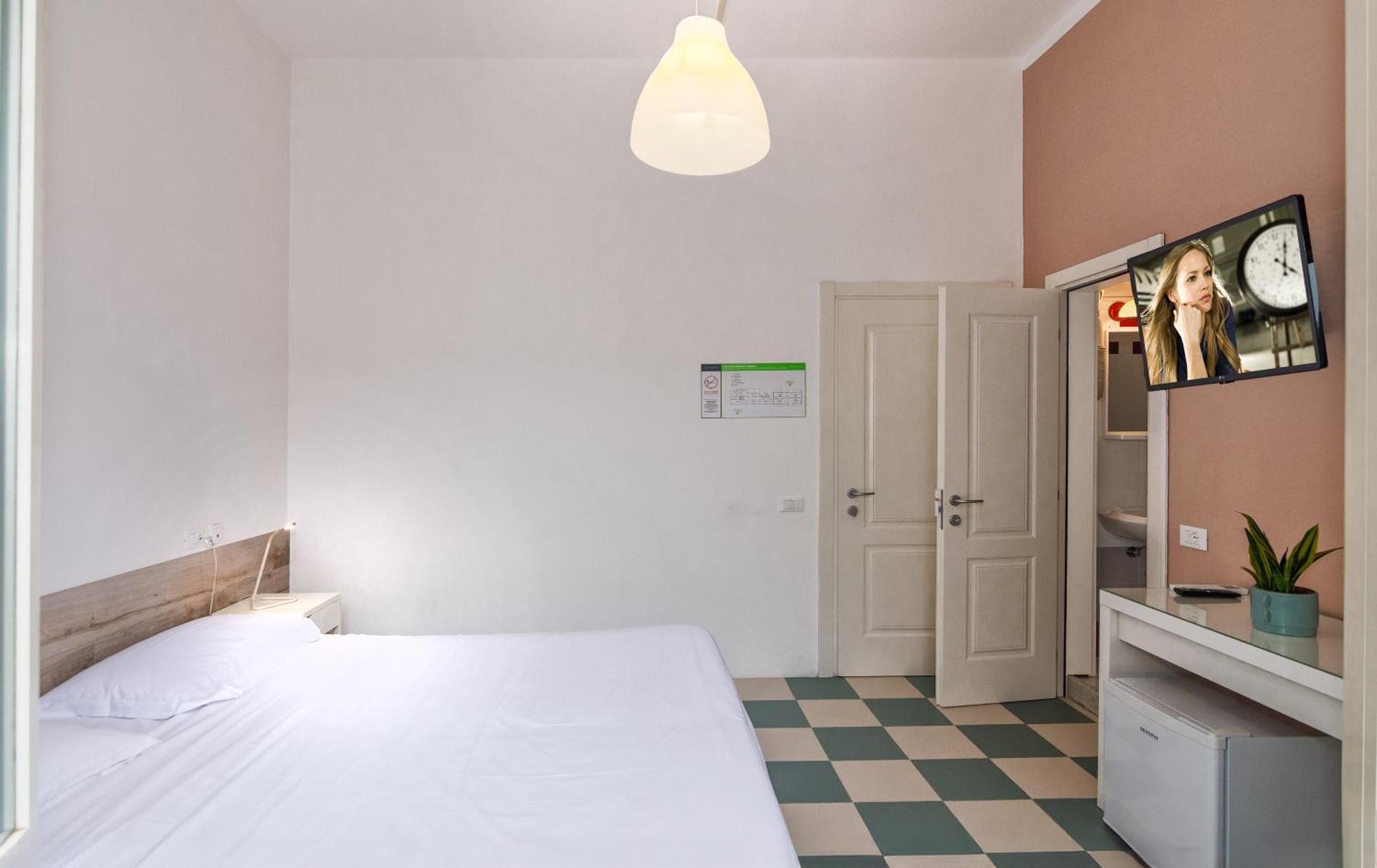 Hotel Happy Marina di Pietrasanta Dış mekan fotoğraf