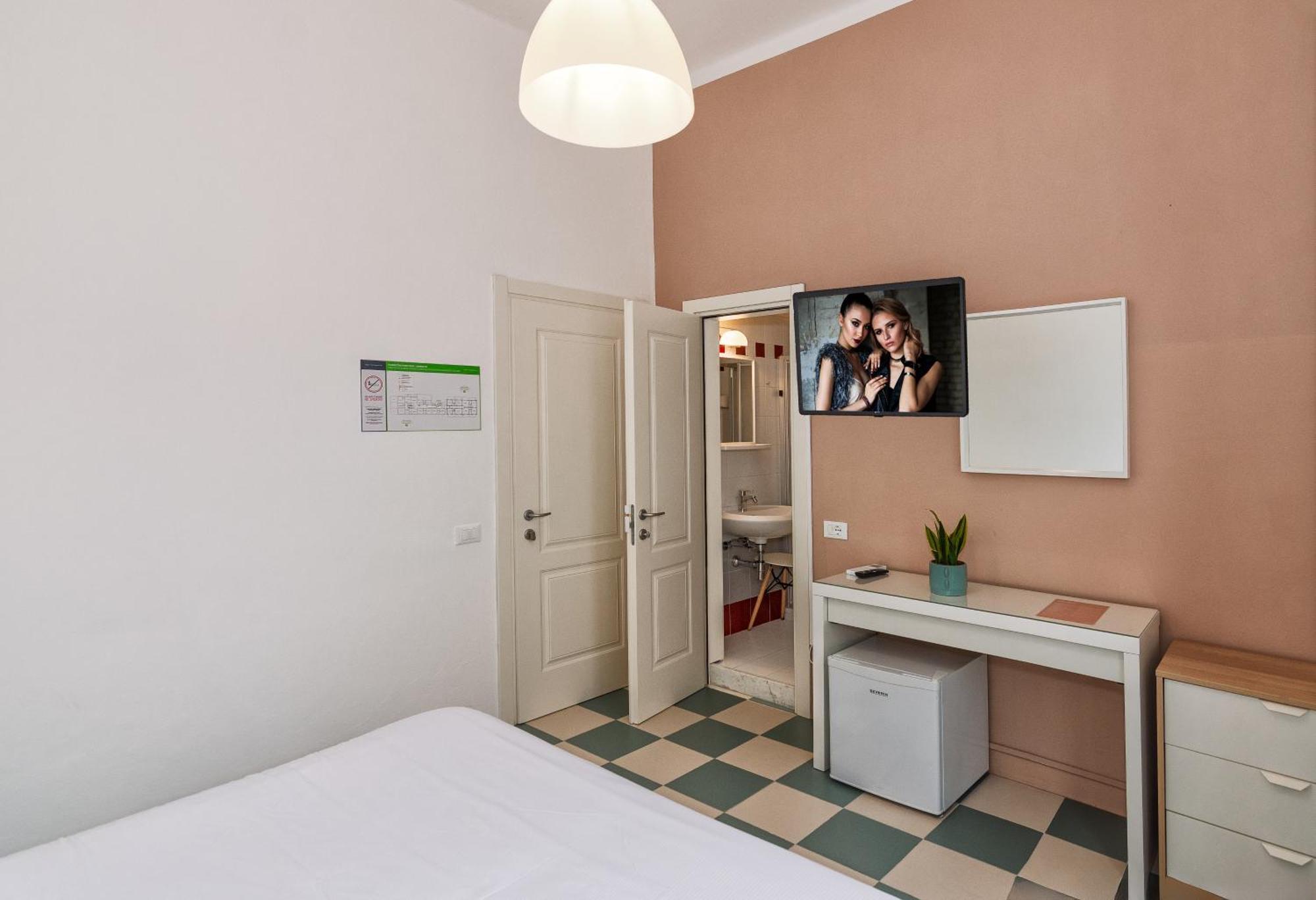 Hotel Happy Marina di Pietrasanta Dış mekan fotoğraf